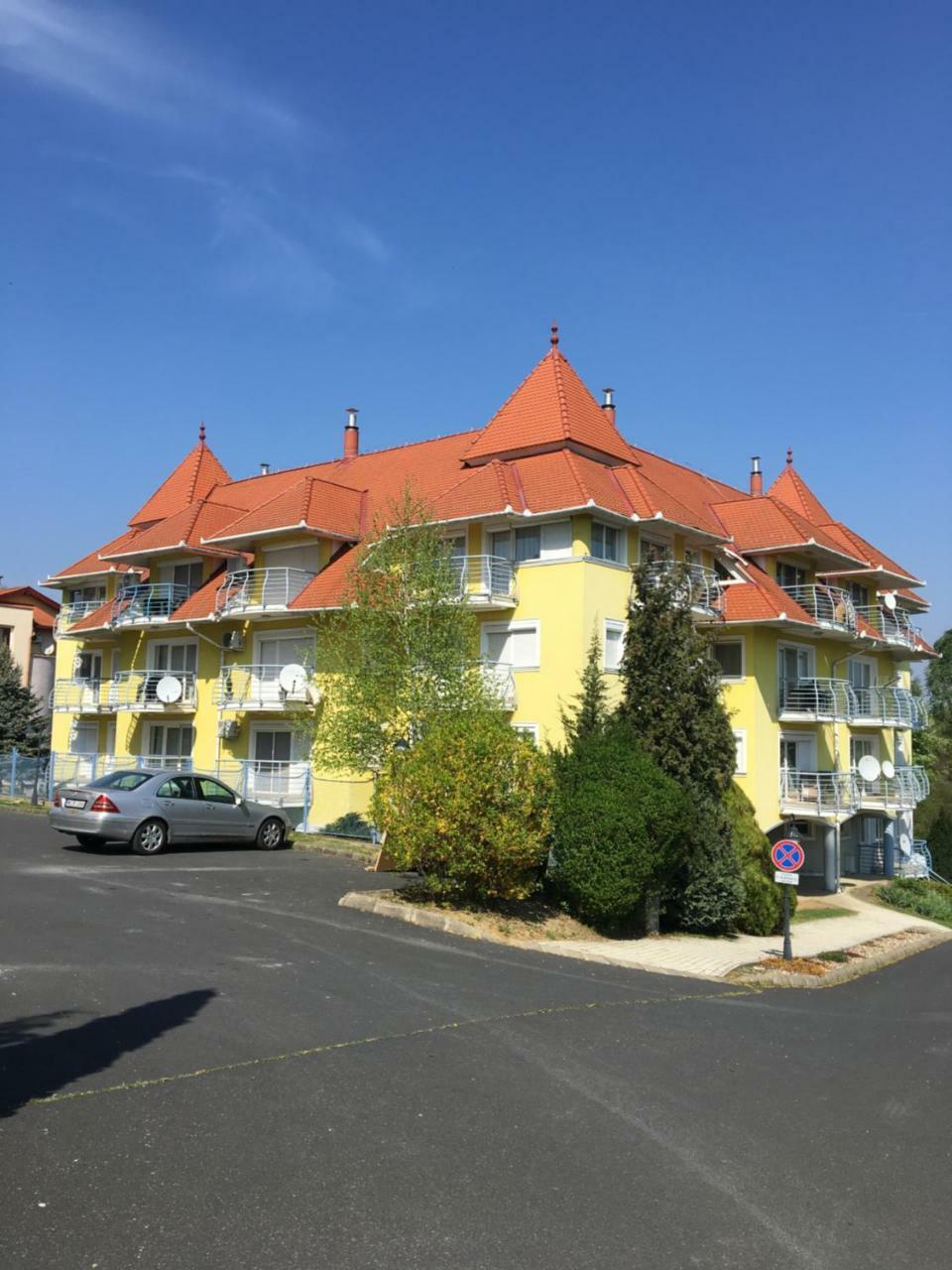 Mavrikiy Apartment Hévíz Exterior foto